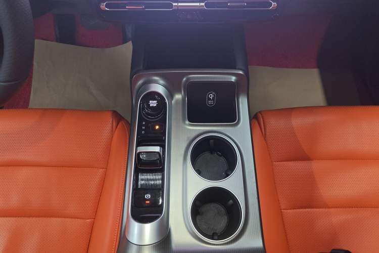 Used GAC Trumpchi E8 New Energy 2024 150km MAX Gear Lever