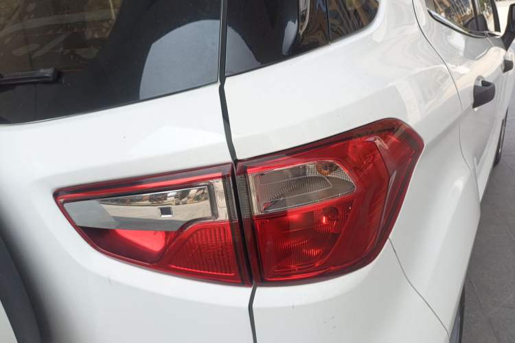 Used Ford EcoSport 2017 1.5L Manual Comfort Model Right Rear Taillight