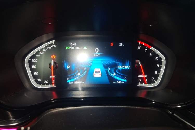 Used CHANGAN CS85 COUPE 2019 2.0T Automatic Luxury Edition China VI Standard Instrument Cluster