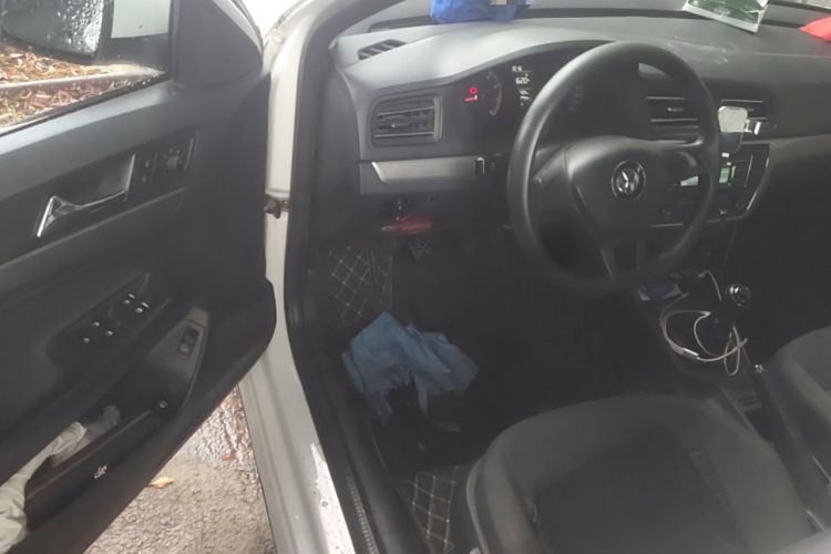 Used Volkswagen Lavida 2019 Lavida Start 1.5L Manual Fashion Edition China VI Standard Driver Seat