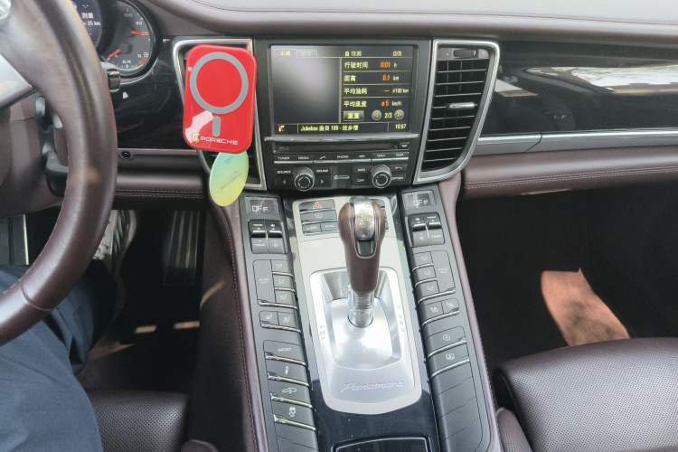 Used Porsche Panamera 2016 Panamera 4 Executive Edition 3.0T Audio And AC Panel