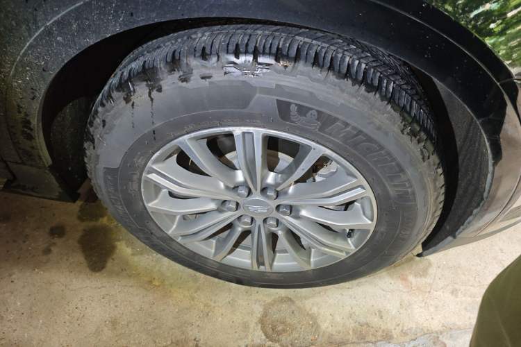 Used Cadillac XT5 2016 28T Four-Wheel Drive Luxury Model