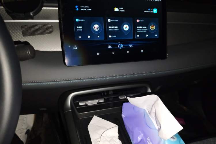 Used BYD Qin PLUS 2025 DM-i Smart Drive 55KM Leading Model
