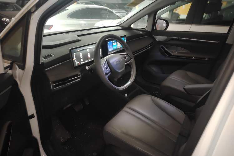 Used SAIC MAXUS Dajia 7 2024 Revised Version Super Hybrid Long-Range Edition Enjoyment Version Driver Seat