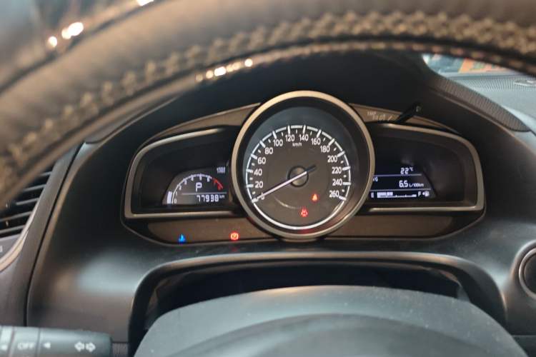 Used Mazda Mazda 3 Axela 2017 Sedan 1.5L Automatic Luxury Model Emission Standard China V