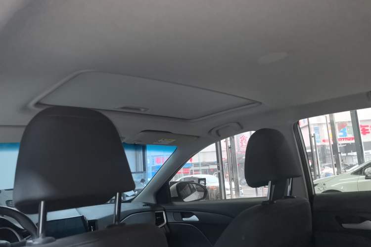 Used Chevrolet Cavalier 2019 320 Automatic Enjoyment with Sunroof