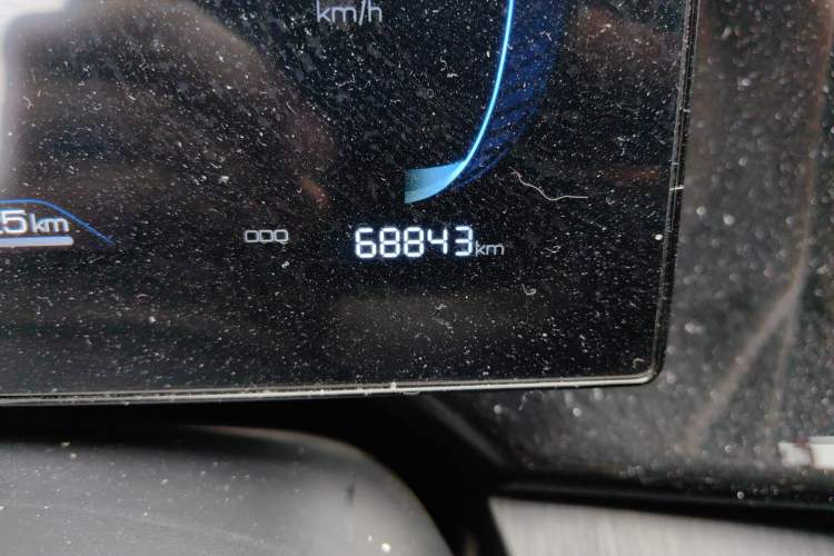 Used BYD Qin PLUS 2024 HONOR Edition DM-i 55KM Leading Model Odometer Close Up