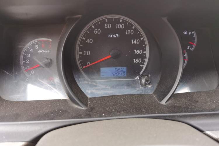 Used King Long Kairui Haoke 2019 2.2L Van Series High-Roof V22 Odometer Close Up