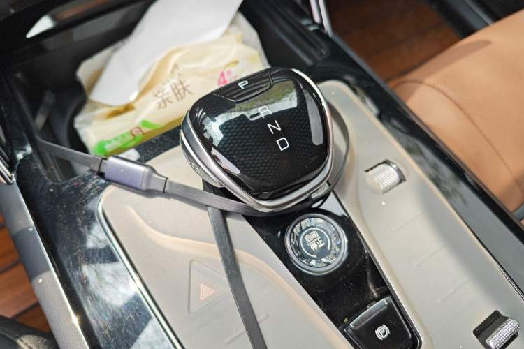 Used BYD Tang New Energy 2021 DM 2.0T Four-Wheel Drive High-Performance Luxury Model Gear Lever