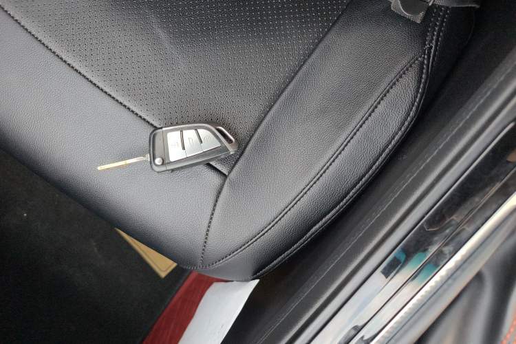 Used Baojun RC-6 2019 1.5T CVT Elite Version with 24-Hour Online Service