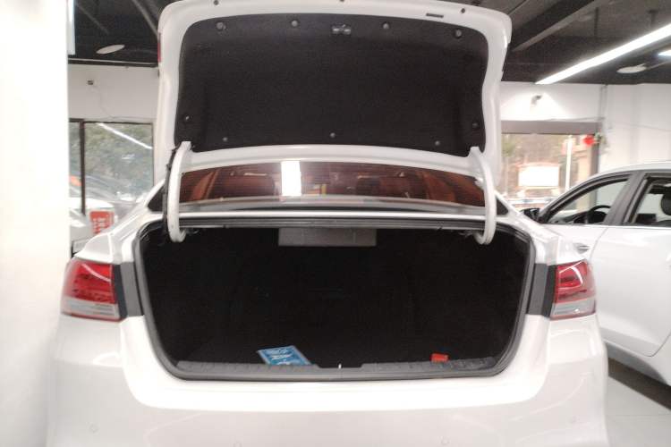 Used Kia K4 2015 1.8L Automatic DLX Special
