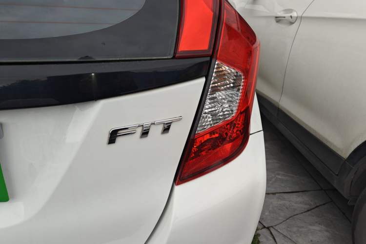 Used Honda Fit 2014 1.5L LX CVT Comfort Model
