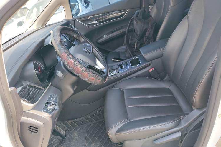 Used BYD Song MAX 2018 1.5T Automatic Smart Connect Luxury 6-Seater