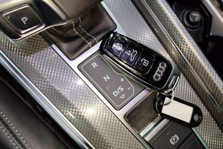 Used Audi A6L 2022 45 TFSI Prestige Dynamic Edition Vehicle Key