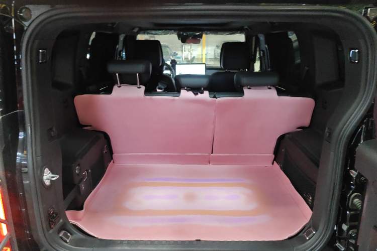 Used JETOUR Traveler 2023 2.0T All-Wheel Drive CrossPRO+ Trunk