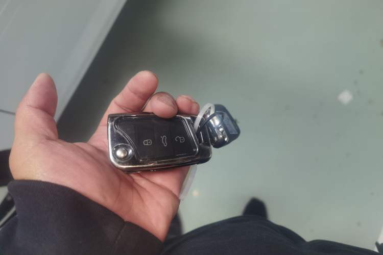 Used Volkswagen Sagitar 2023 300TSI DSG Excellence Edition Vehicle Key