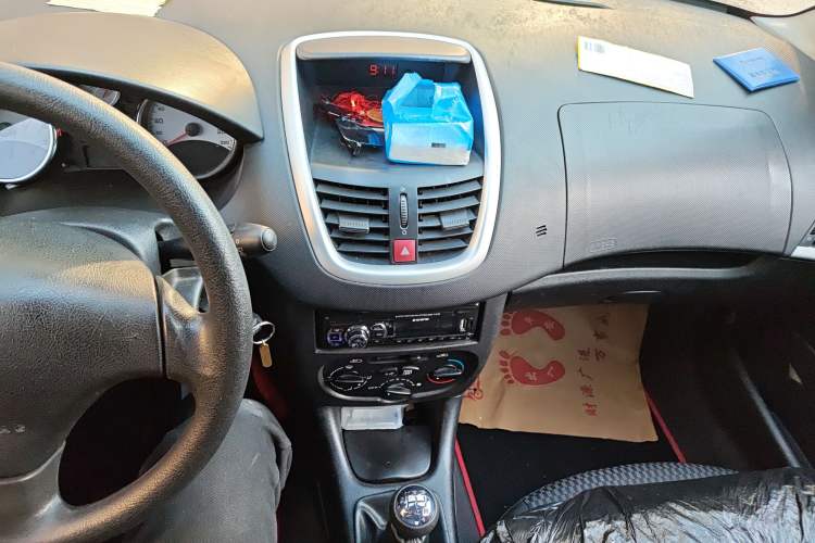 Used Peugeot 207 2011 Hatchback 1.4L Manual Yule Edition Audio And AC Panel