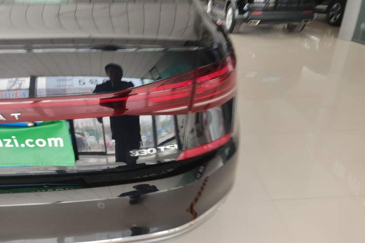 Used Volkswagen Passat 2022 330TSI Starry Elite Edition Right Rear Taillight