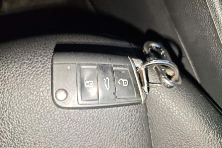 Used Volkswagen Bora 2021 1.5L Automatic Elite Smart Connect Edition Vehicle Key