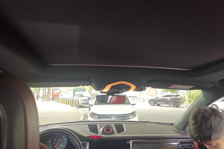 Used Porsche Macan 2018 Macan 2.0T Headliner