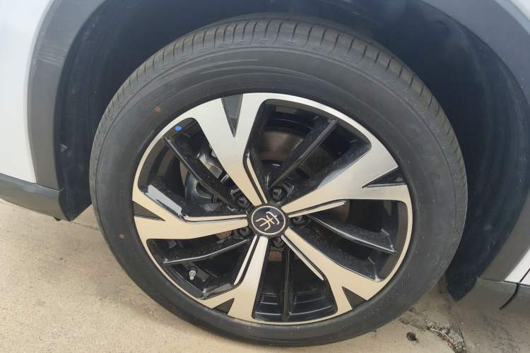 Used BYD Song Pro New Energy 2025 Second-Generation Intelligent Driving Version DM-i 115KM Excellence Edition Exterior 4