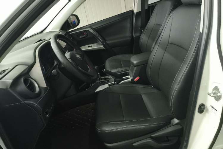 Used Toyota RAV4 2016 2.0L CVT Two-Wheel Drive Comfort Edition China V Standard Left Front Seat