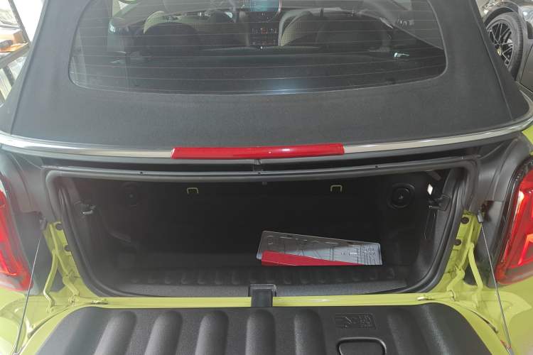 Used MINI 2023 Second Facelift 2.0T COOPER S CABRIO Artist
