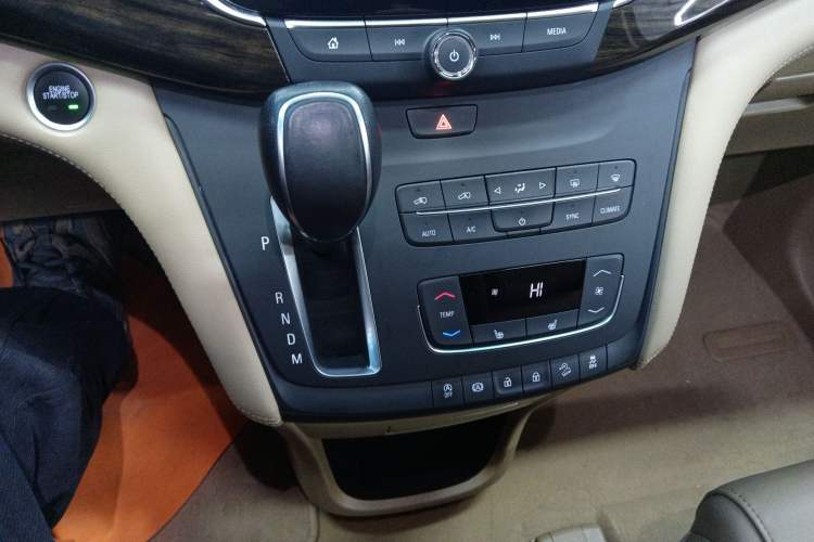 Used Buick GL8 2017 ES 28T Premium Version China V Standard
