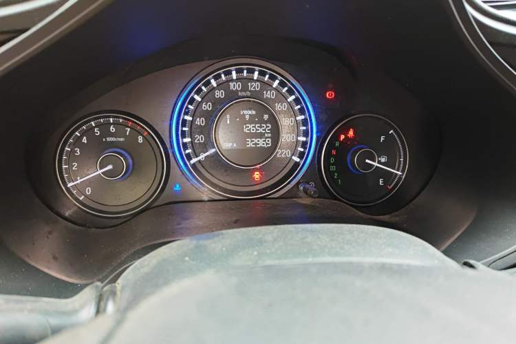 Used Honda Crider 2013 1.8L automatic luxury edition
