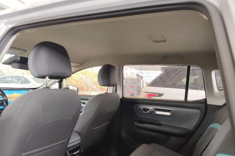 Used AION Y 2023 Plus 510 Enjoy Edition
