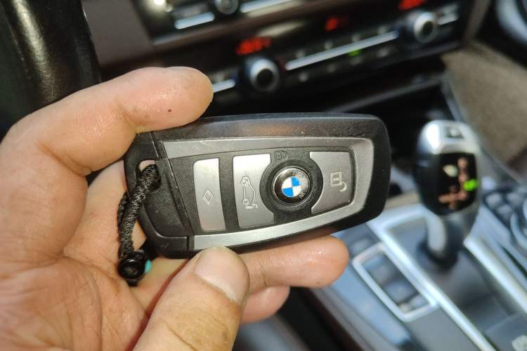 Used BMW 5 Series 2014 525Li Luxury Design Package Vehicle Key