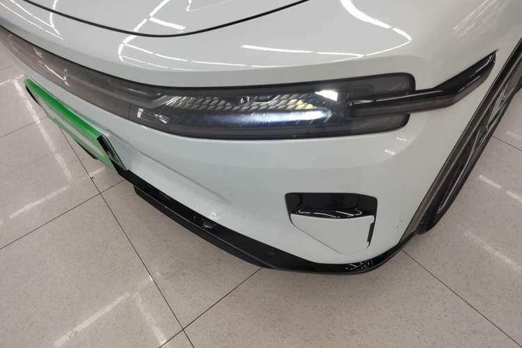 Used CHANGAN NEVO E07 2025 All-Electric Two-Wheel Drive 90 kWh Pro Smart Version Left Front Headlight