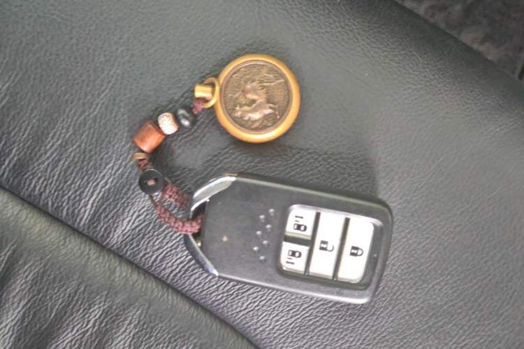 Used Honda Elysion 2019 2.0L Hybrid Luxury Edition Vehicle Key