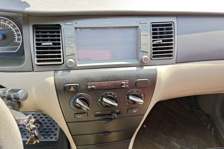 Used Geely Auto Vision 2013 1.5L Manual Comfort Model