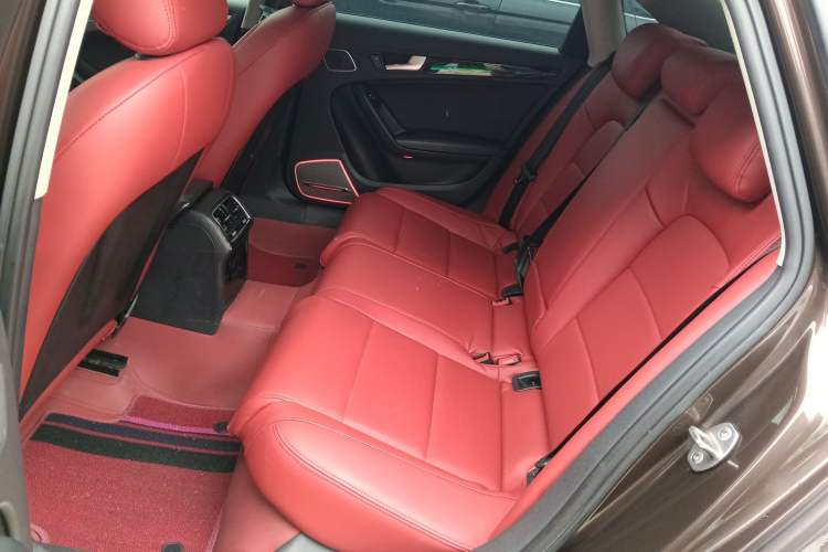 Used Audi A4L 2016 35 TFSI Collector's Edition Automatic Standard Model Left Rear Seat