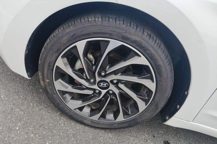 Used Hyundai Elantra (6th Generation / Lingdong) 2019 1.5L CVT ZhiXuan – Elite Version Left Front Wheel Hub