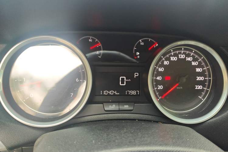 Used Peugeot 408 2015 1.2T Automatic Luxury Edition
