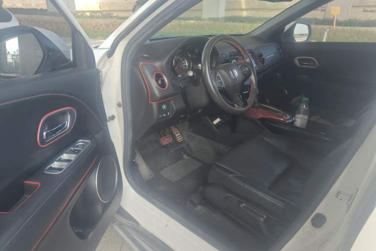 Used Honda XR-V 2015 1.8L VTi CVT Luxury Edition
