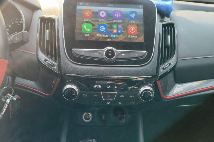 Used Changan CS55 2017 1.5T Manual Colorful Edition
