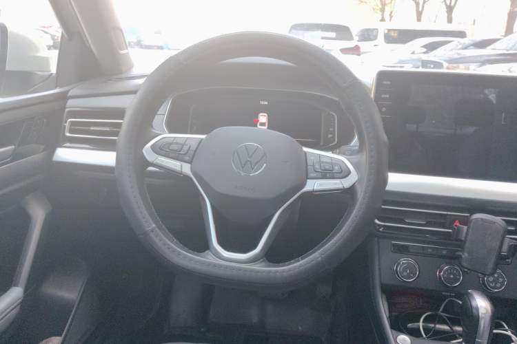 Used Volkswagen Lavida 2023 Revised Version 1.5L Automatic 5 Millionth Edition Steering Wheel