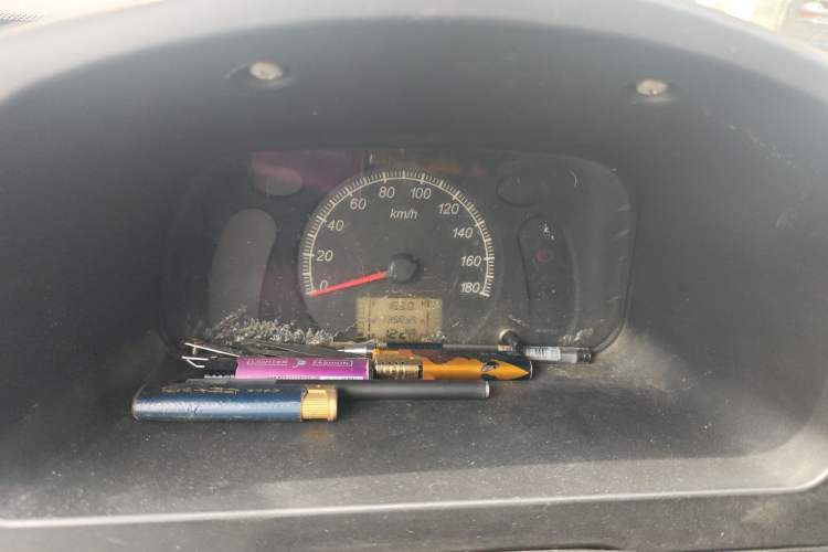 Used Wuling Zhiguang 2013 1.0L Practical Version Instrument Cluster