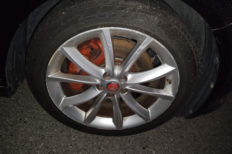 Used Jaguar XJ 2014 XJL 3.0 SC Two-Wheel-Drive Panoramic Business Edition