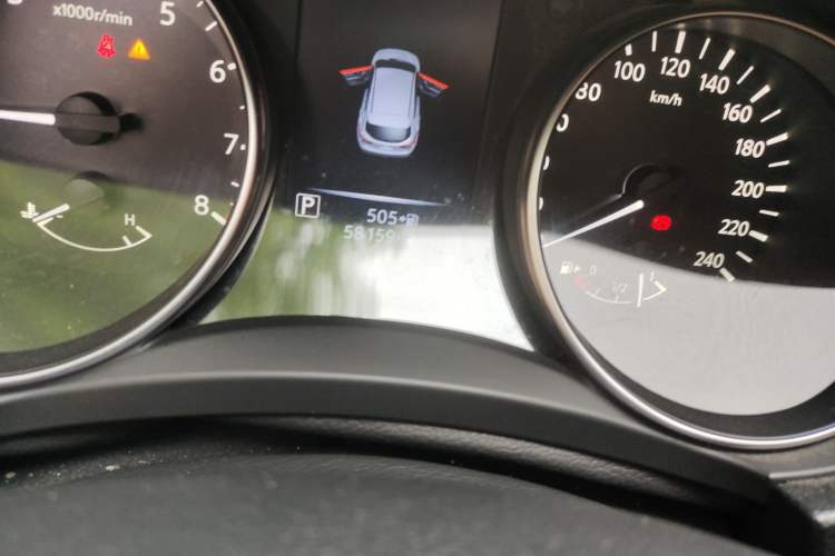 Used Nissan Qashqai 2019 2.0L CVT Smart Enjoyment Version Odometer Close Up