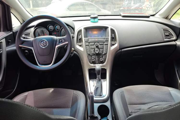 Used Buick GT 2014 XT 1.6L Automatic Fashion Edition