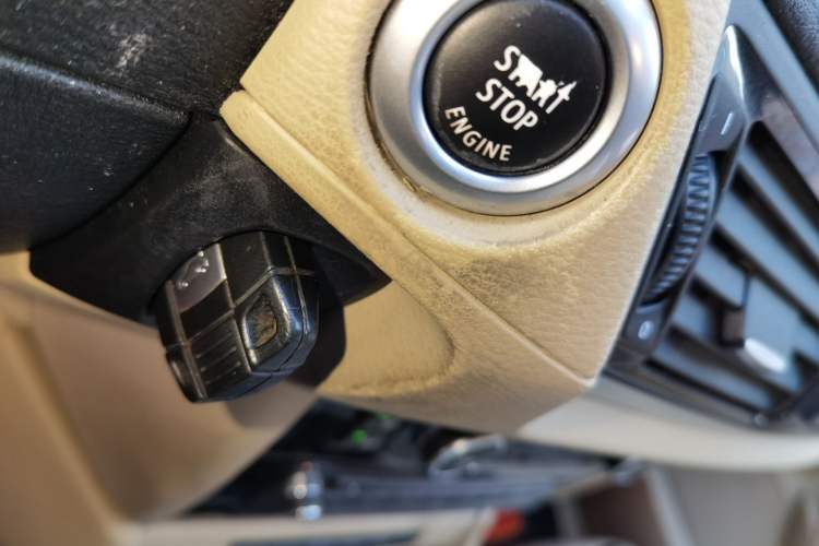 Used BMW X1 2012 sDrive18i Luxury Edition
