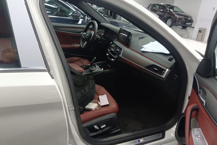 Used BMW 5 Series 2022 Restyled 530Li Leading Edition M Sport Package
