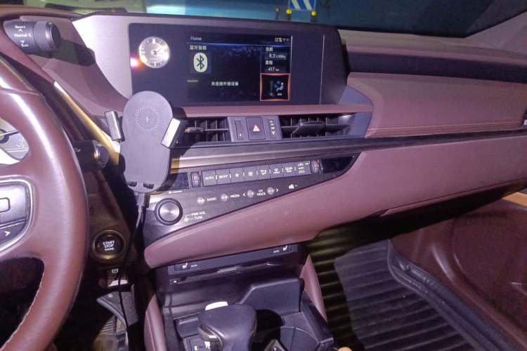 Used Lexus ES 2020 200 Excellence Edition
