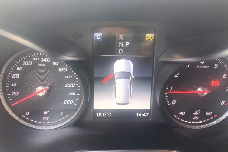 Used Mercedes-Benz GLC 2019 Facelift GLC 260 L 4MATIC Luxury Model Instrument Cluster