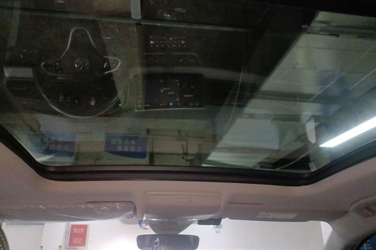 Used Volkswagen Tiguan L 2023 Restyled 330TSI Automatic Two-Wheel Drive R-Line Enhanced Comfort Version