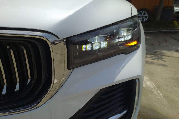 Used Geely Auto Monjaro L 2021 2.0TD DCT EVO Two-Wheel Drive Prestige Version Left Front Headlight